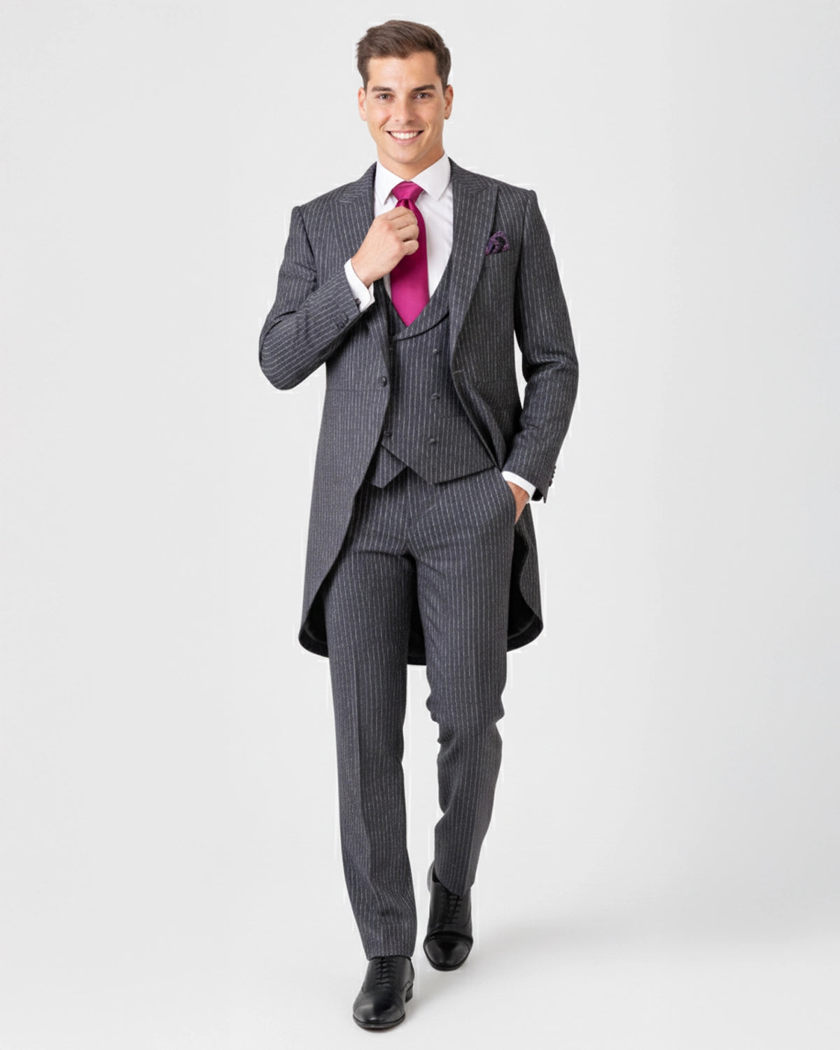 Chaqué de Novio a Medida Gris Marengo con Raya Diplomática y Chaleco Cruzado "Total Look"