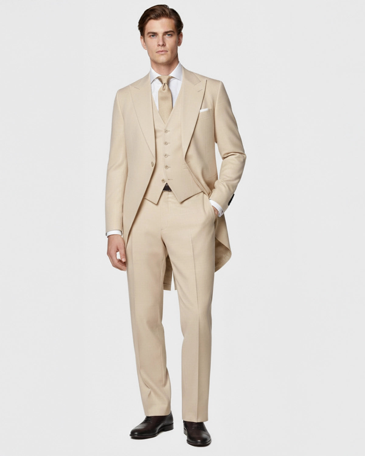 Chaqué Beige para Boda | Elegancia de Ceremonia