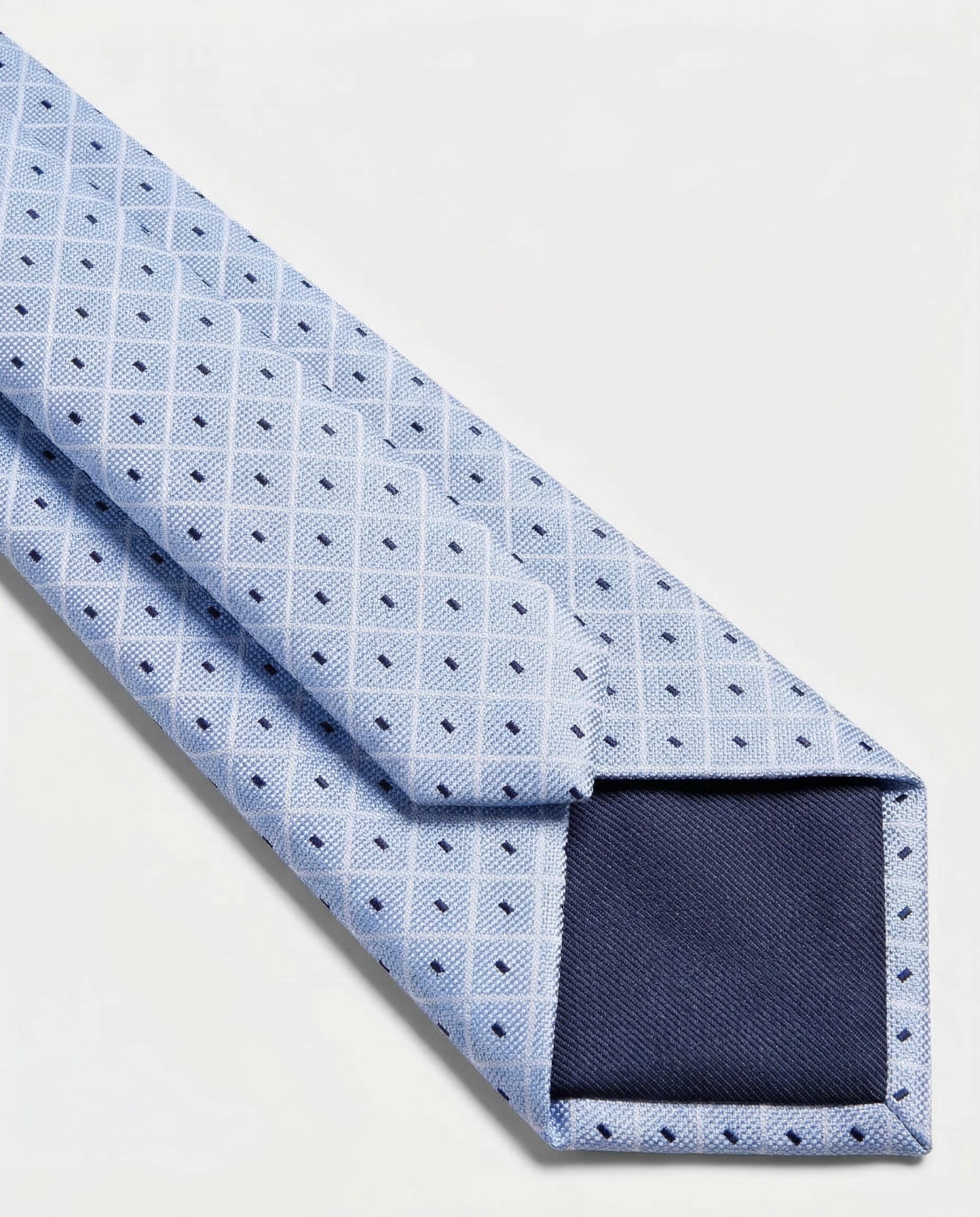 Corbata Azul Cielo con Microdibujo Geométrico