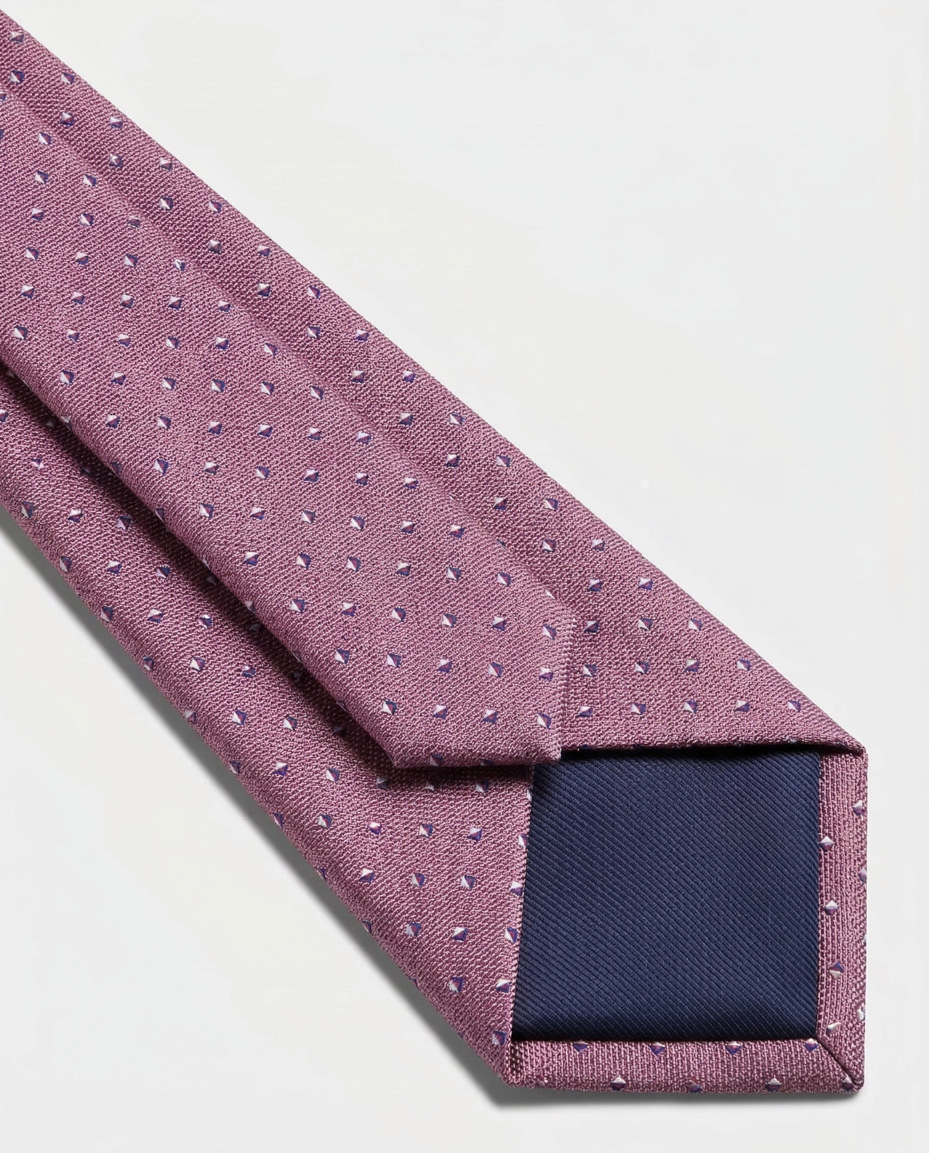 Corbata Rosa con Microestampado Geométrico