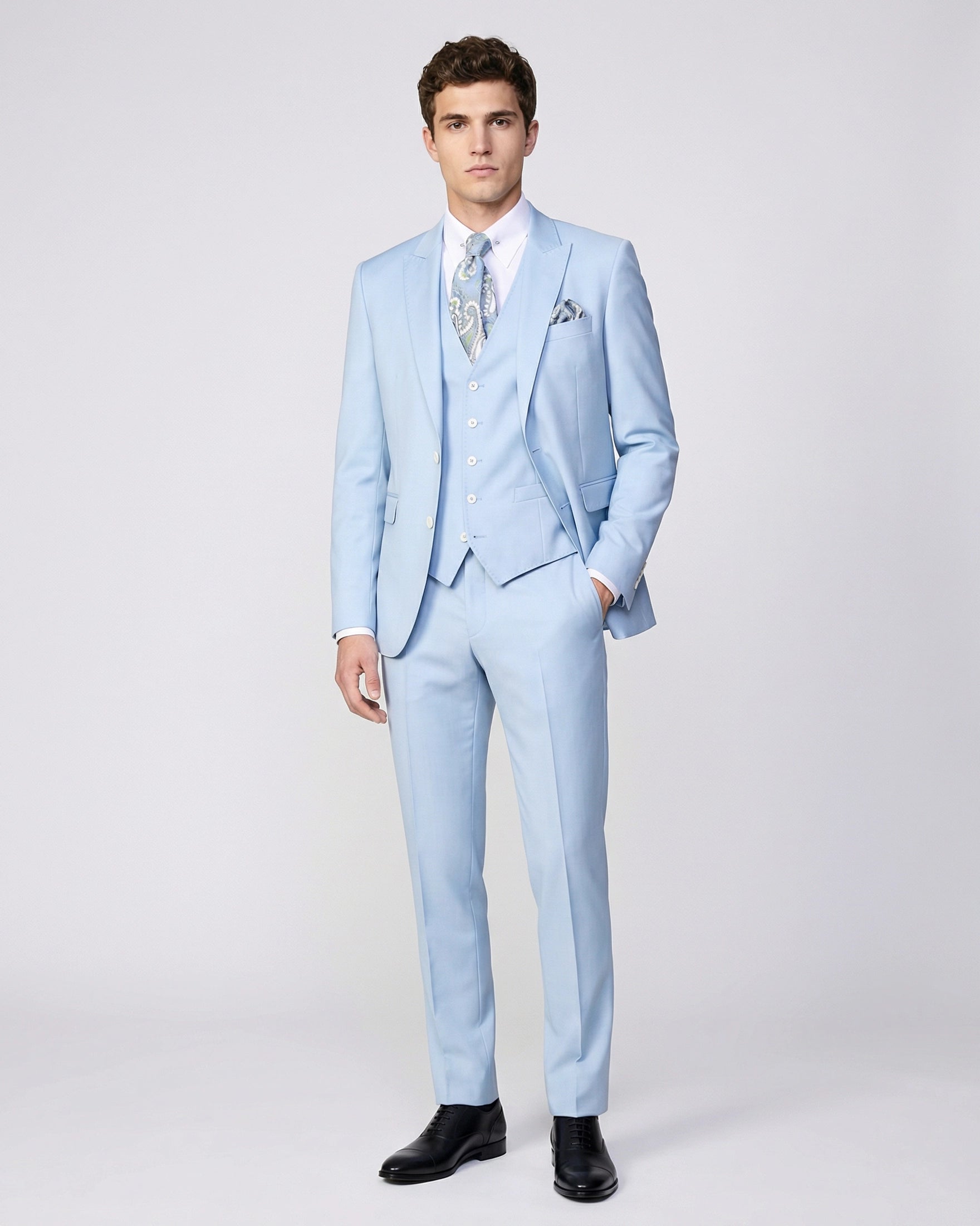 Traje de Novio Azul Cielo (Sky Blue) 3 Piezas con Solapas de Punta