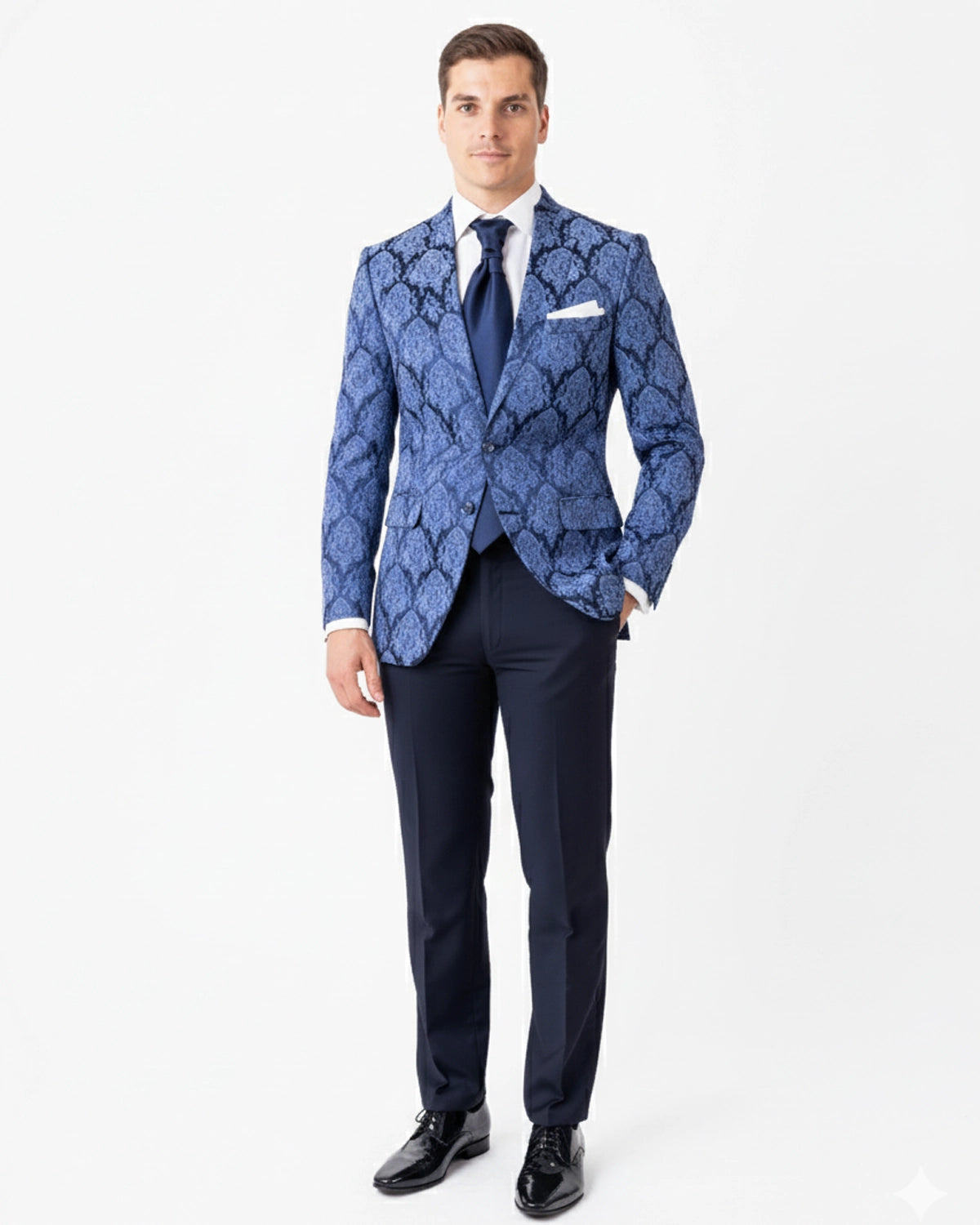 Traje de Novio a Medida "Look Spezzato" con Chaqueta Azul Damasco y Pantalón Marino