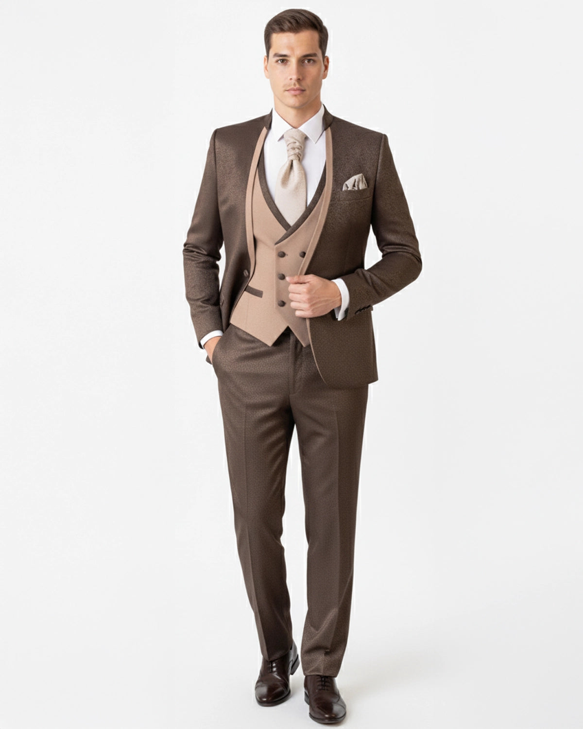 Traje Novio Italian Mao Marrón detalle acabado | Blackpier