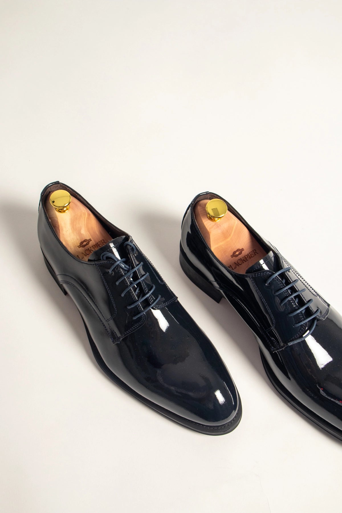 Zapatos Azul Marino Charol | Sastrería Blackpier