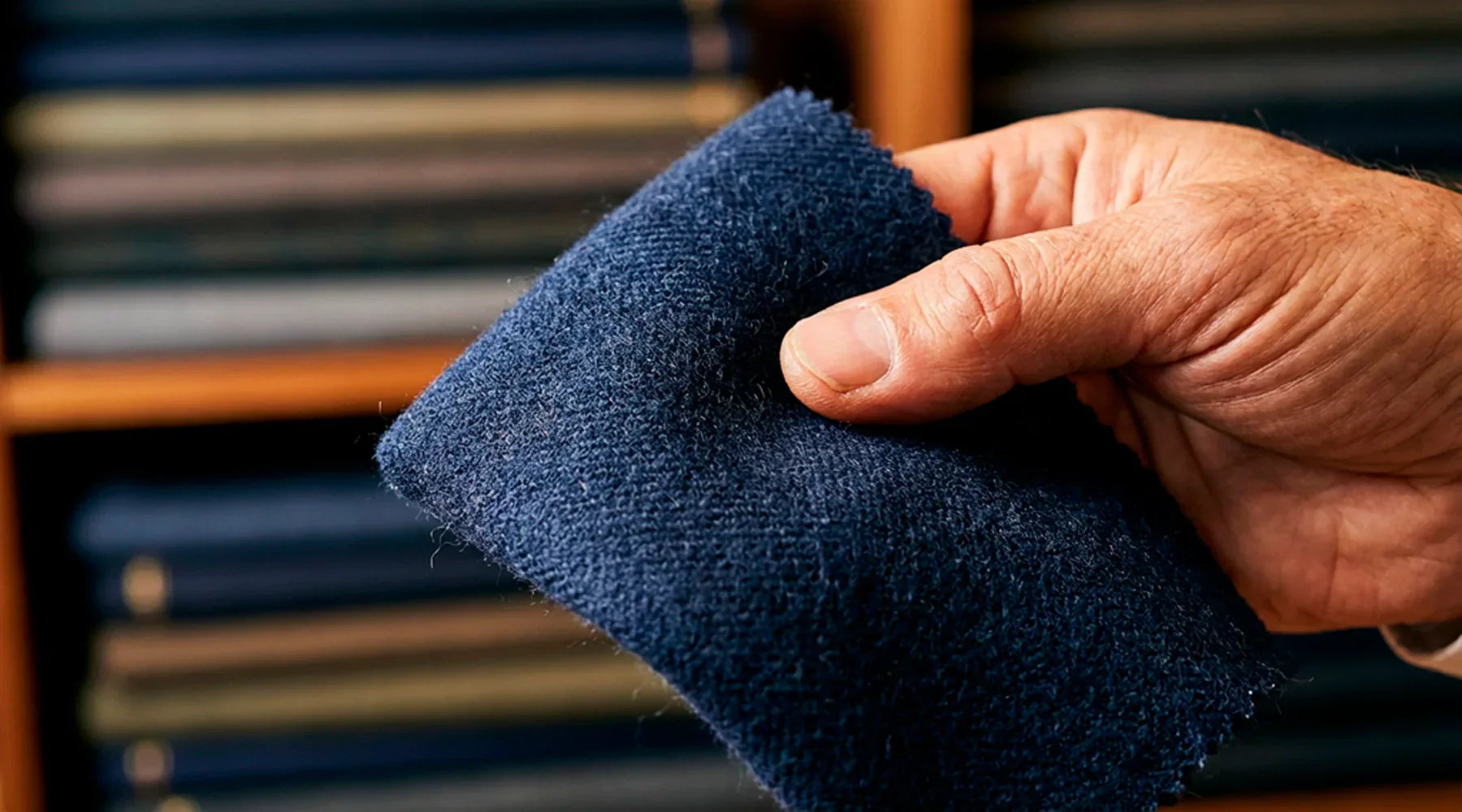 La verdad sobre los tejidos: por qué tu traje debería durar 10 años