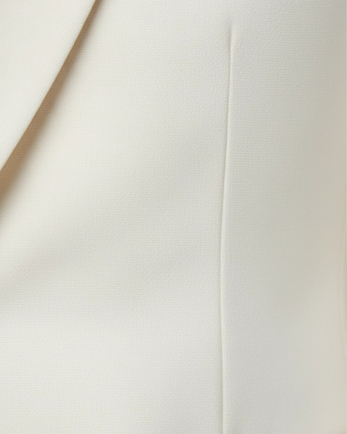 Esmoquin Blanco Roto