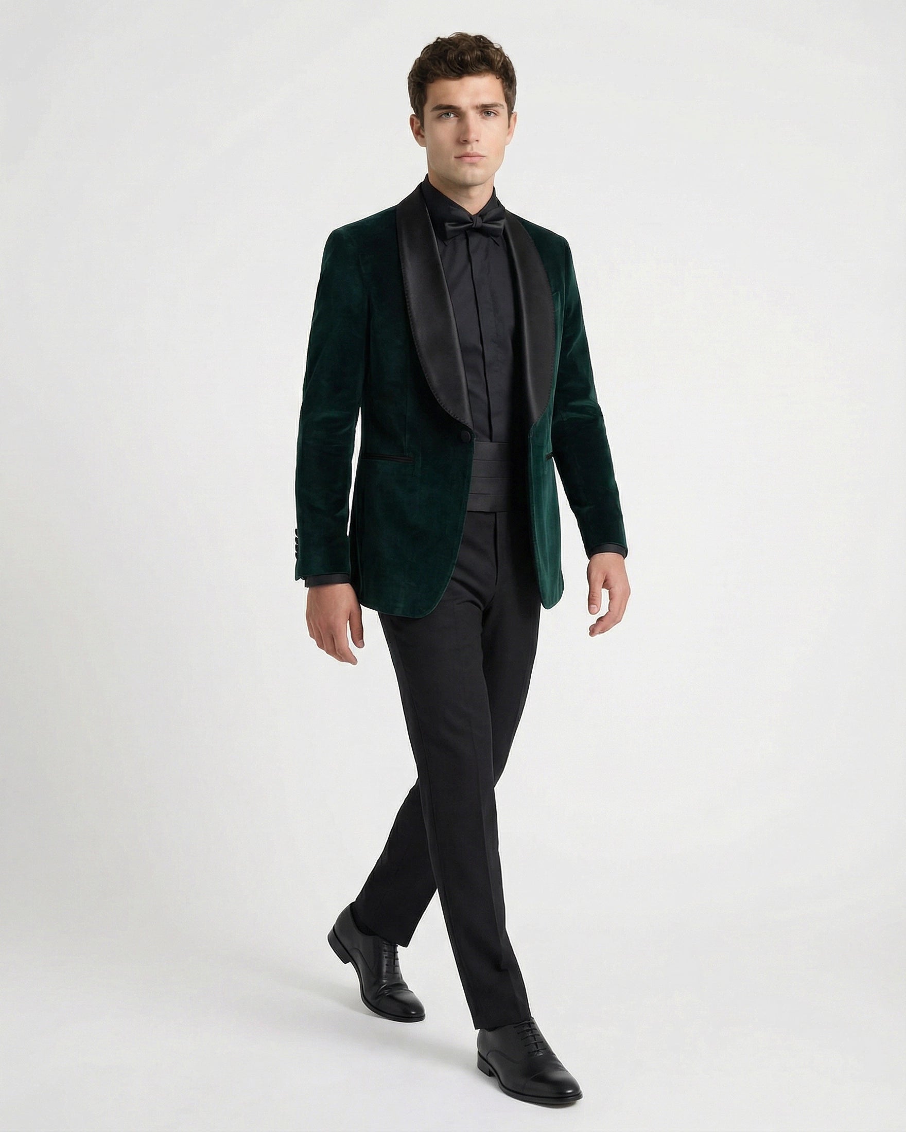 Esmoquin "Dinner Jacket" en Terciopelo Verde Esmeralda con Solapa Chal Negra