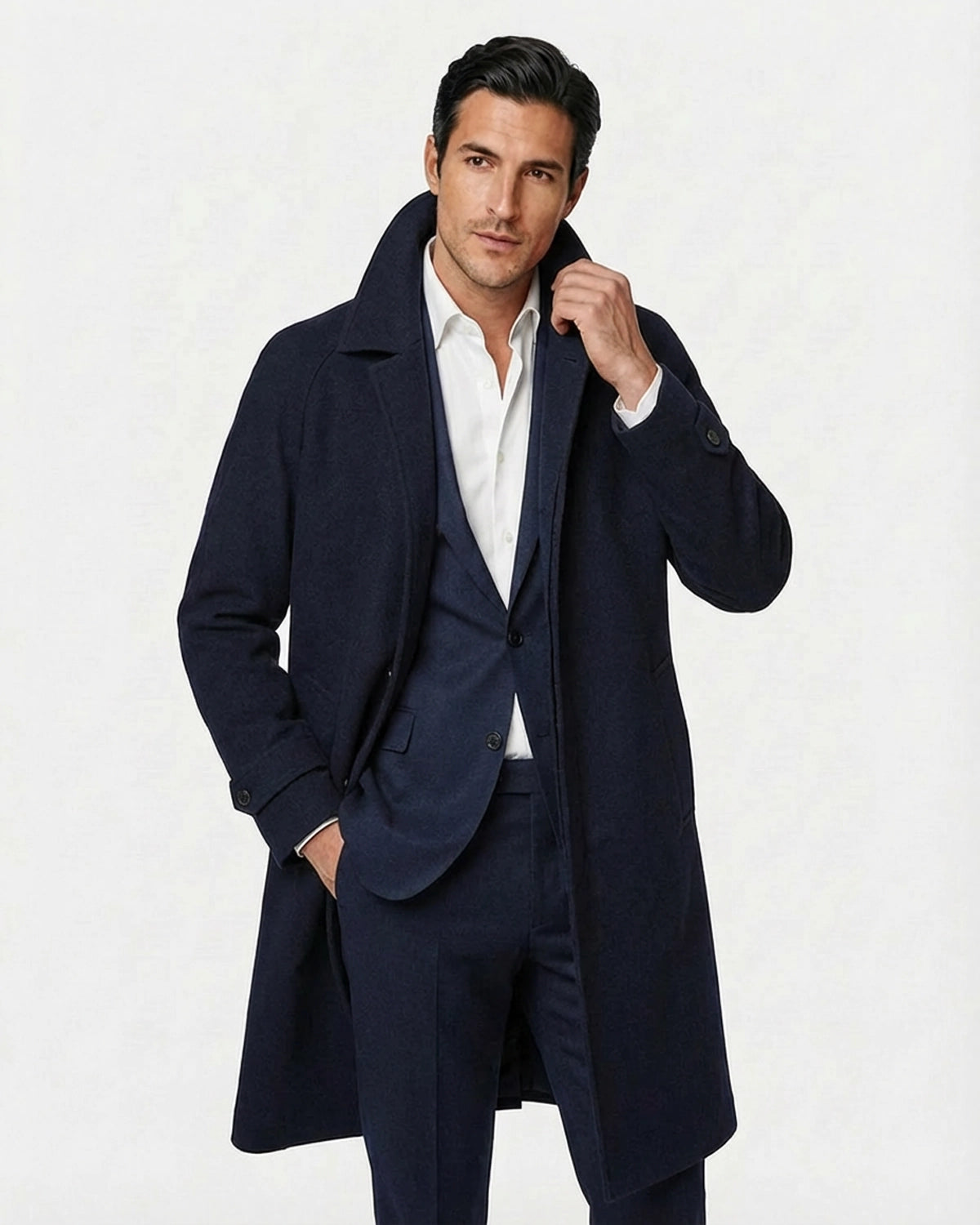 Abrigo de Lana Premium "Tacto Cashmere" Azul Noche con Cinturón y Manga Raglán