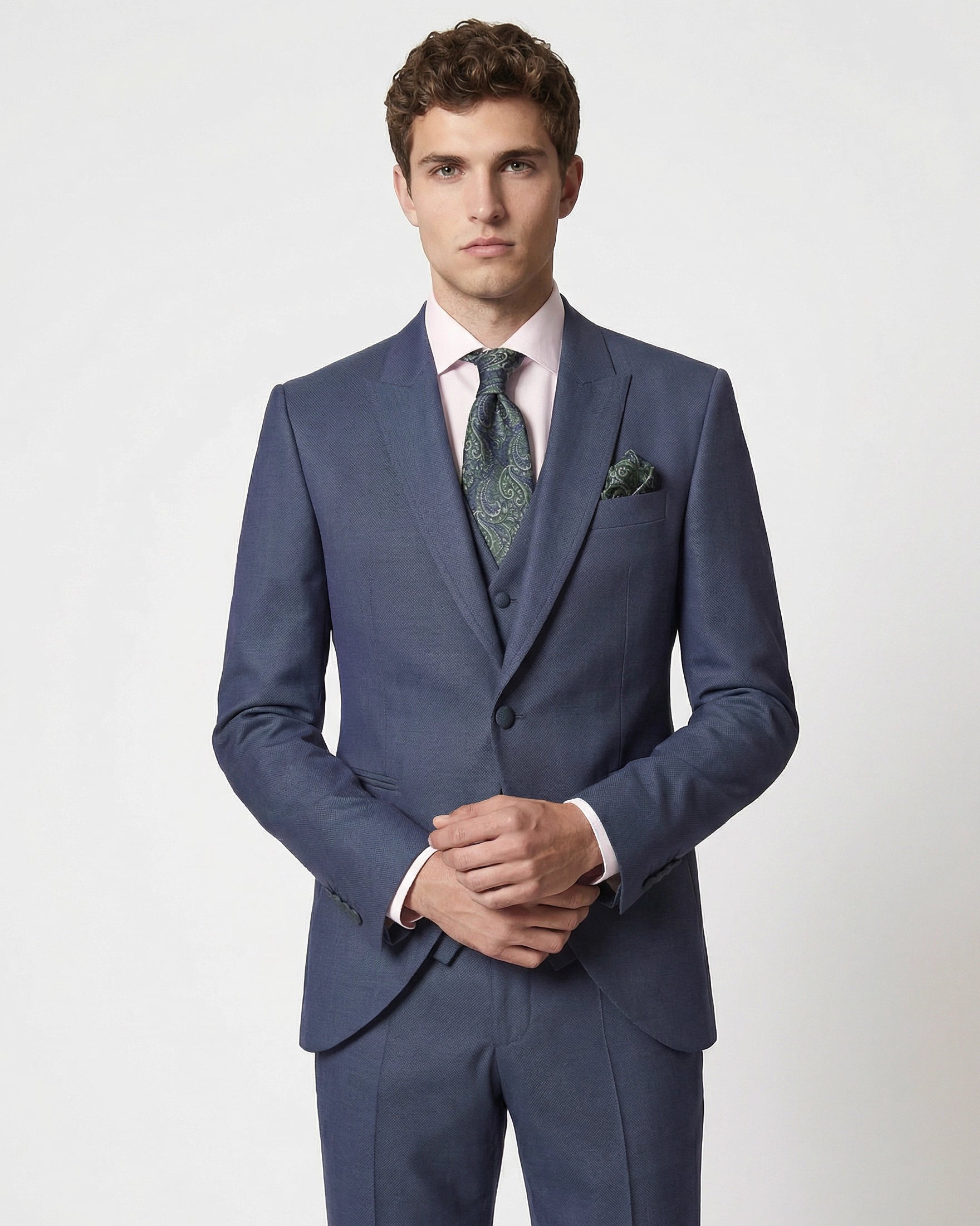 Traje de Novio 3 Piezas en Azul Grisáceo (Airforce Blue) con Solapas de Punta