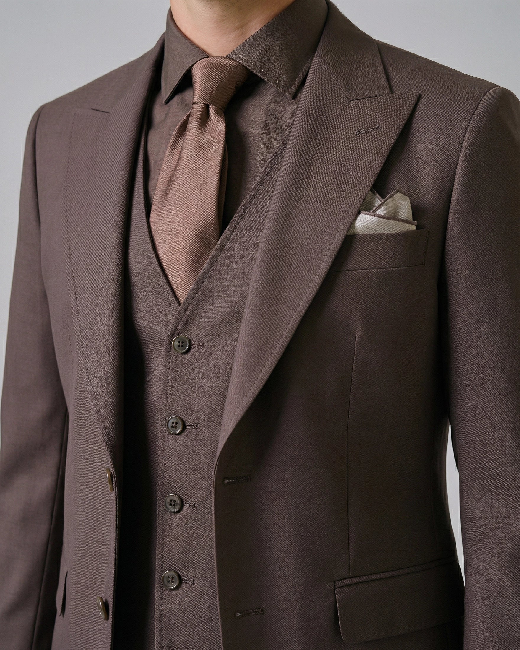 Traje de Novio/Vestir Marrón Chocolate 3 Piezas con Solapas de Punta