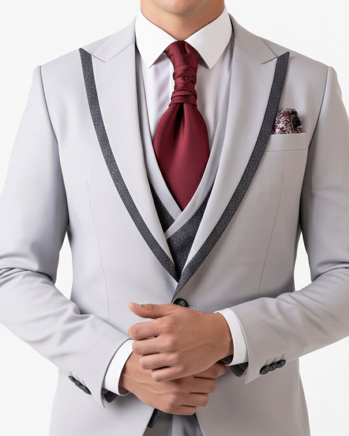 Traje novio gris con ribete
